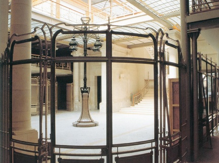 12/2005 - 100 ans des Magasins Waucqez